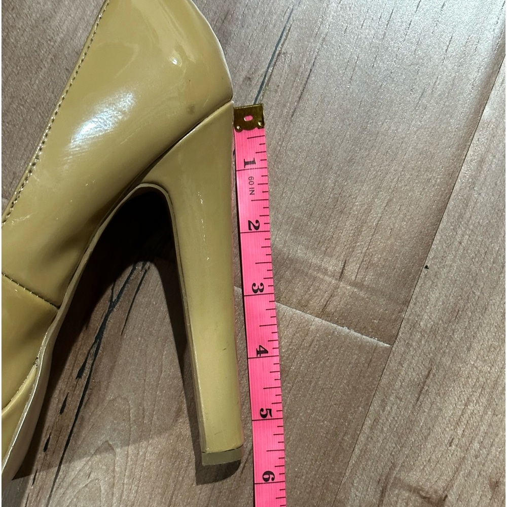 Nude camel pumps - Picture 9 of 12